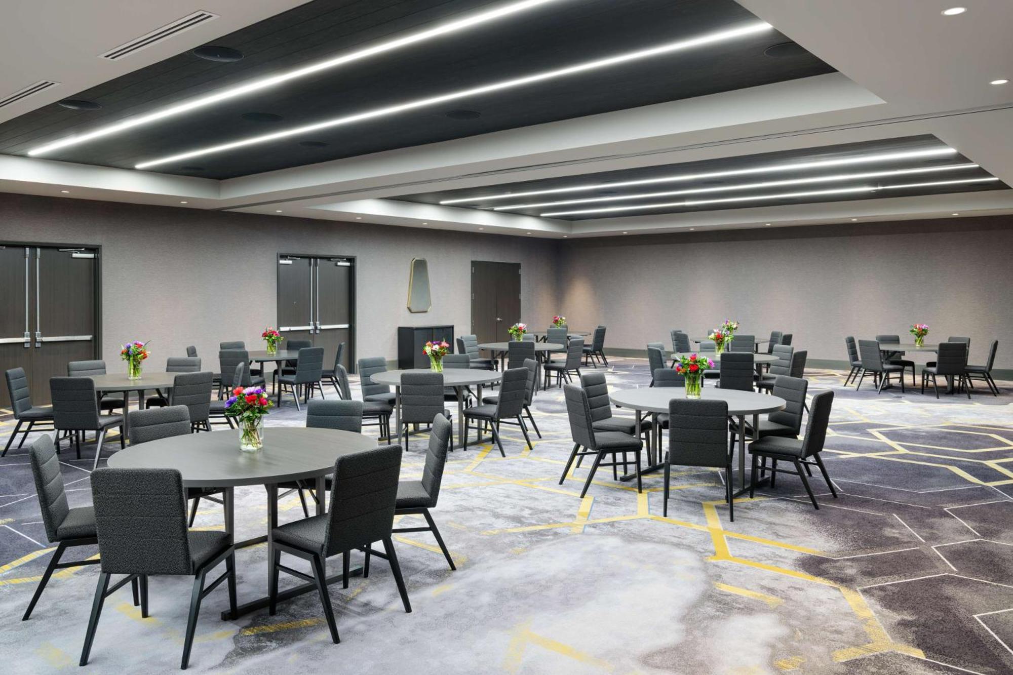 Tempo By Hilton Raleigh Downtown Hotel Bagian luar foto